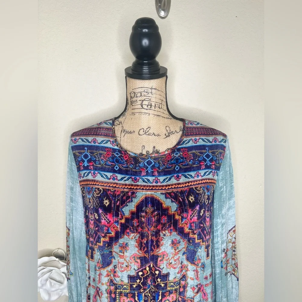 NTM: Anthropologie Vineet Bahl Prudence Blouse with Embroidery & Multicolor Sz M